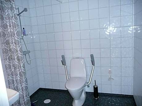 Twin Room with Shared Bathroom
