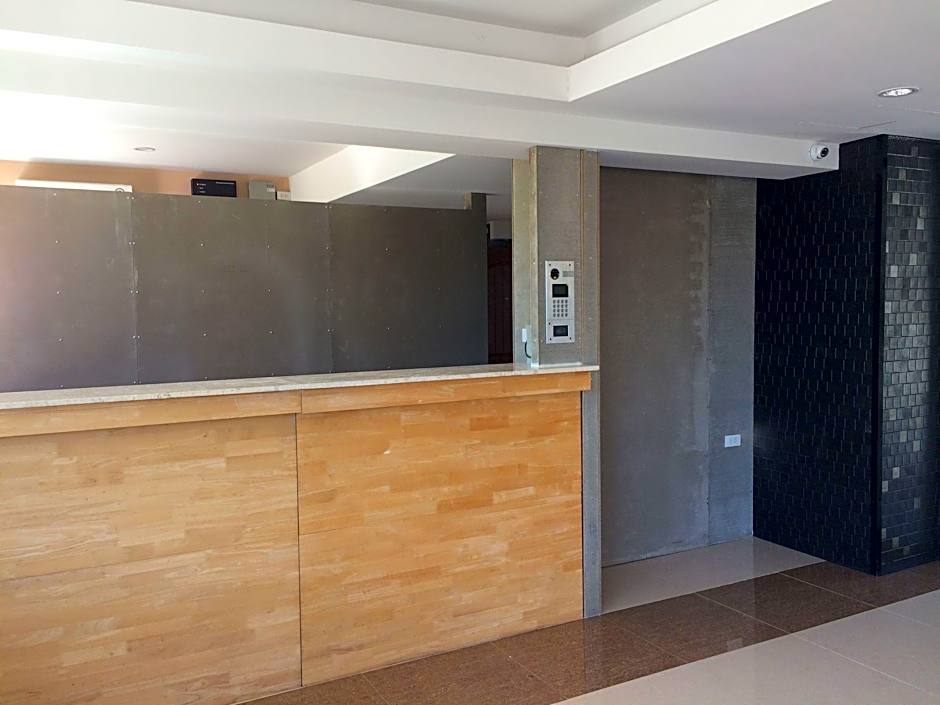 Sea Land View Apartment @ Sriracha