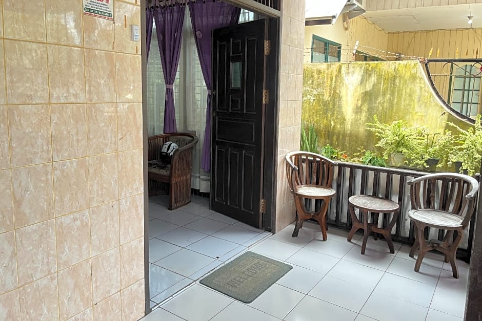 SPOT ON 92529 Penginapan Wisma Bintang Syariah Near MTs Al Ma'arif Kota Bangun