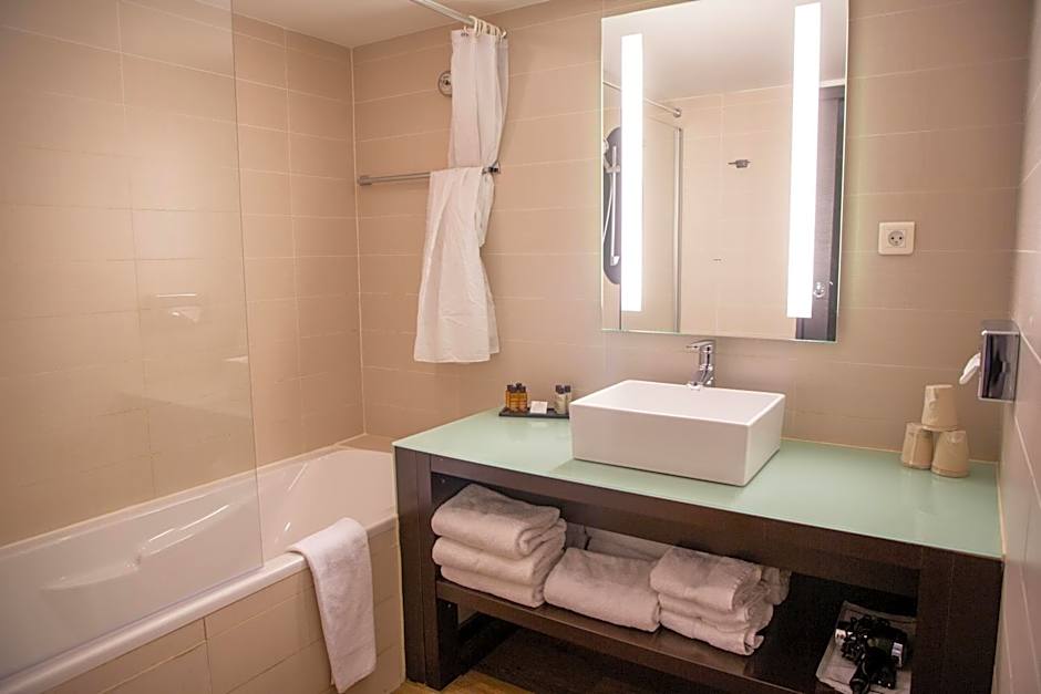 Appart Hotel Clement Ader