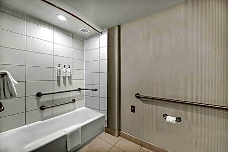 Queen Room with Two Queen Beds and Adapted Tub - Mobility and Hearing Accessible