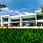 Lagomandra Luxury Suites with Private Pools