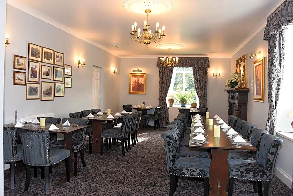 The Llanelwedd Arms Hotel