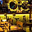 Banana Alaçatı Food & Stay - Adults Only