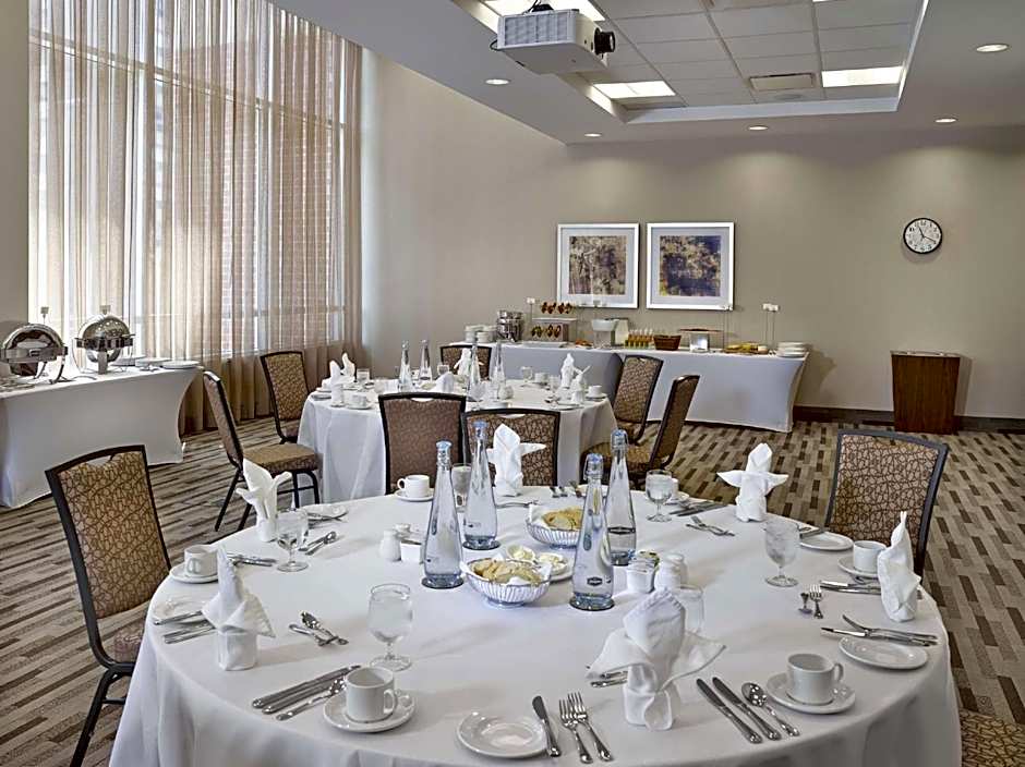 Hampton Halifax Downtown