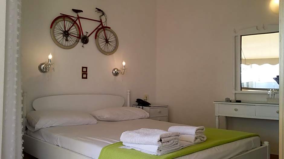 Photo 1 of 10 of Triple Room