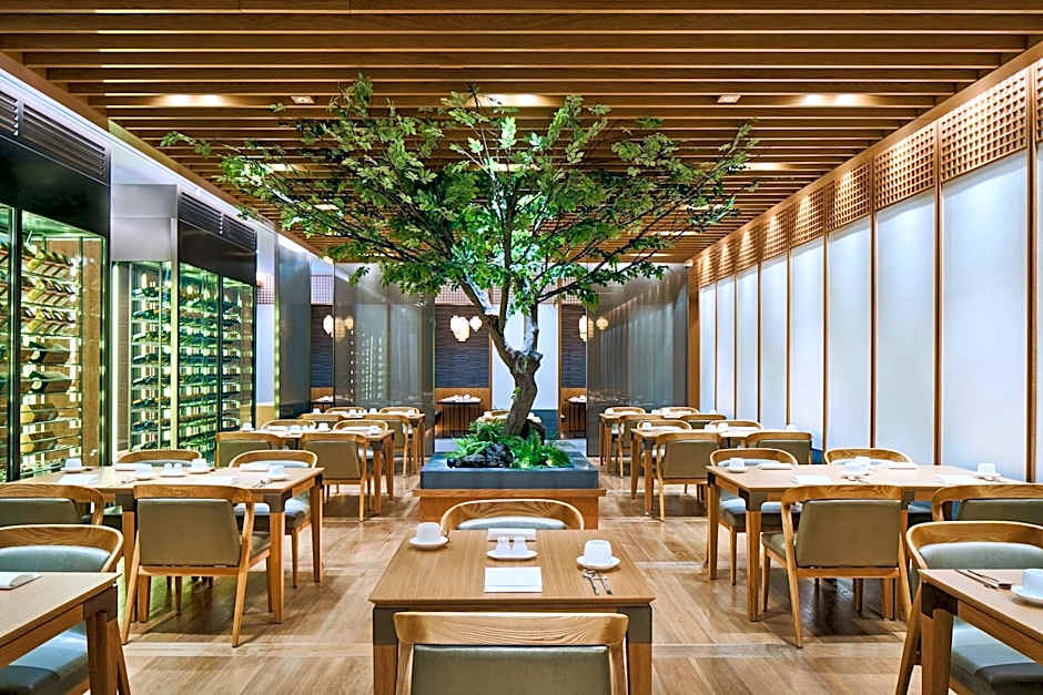 Marriott Jeju Shinhwa World Hotel