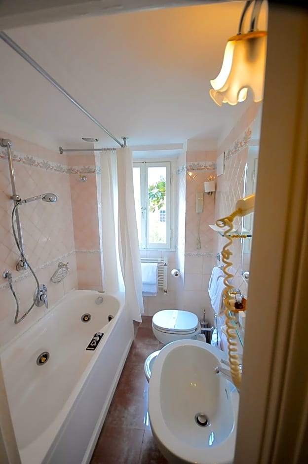 c-hotels De Rose Palace