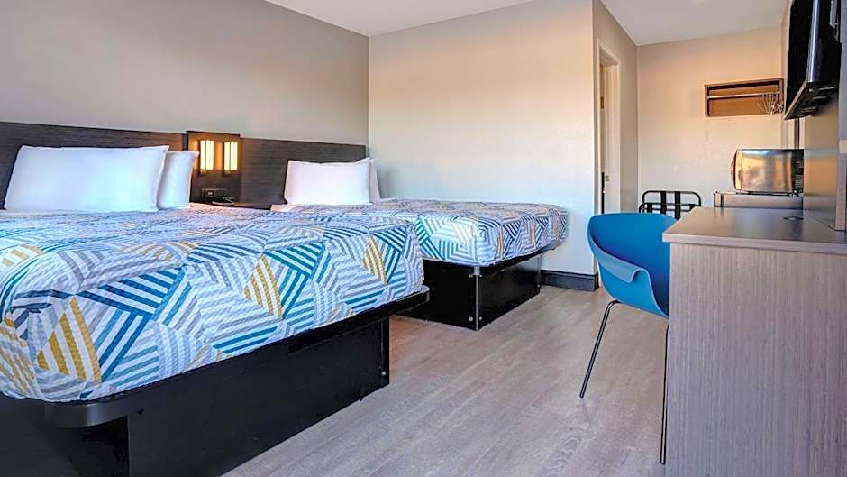 Motel 6-Arcata, CA - Humboldt University