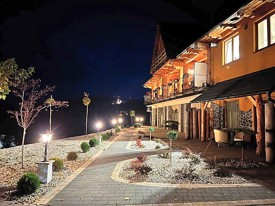 Noclegi - Karczma Solina