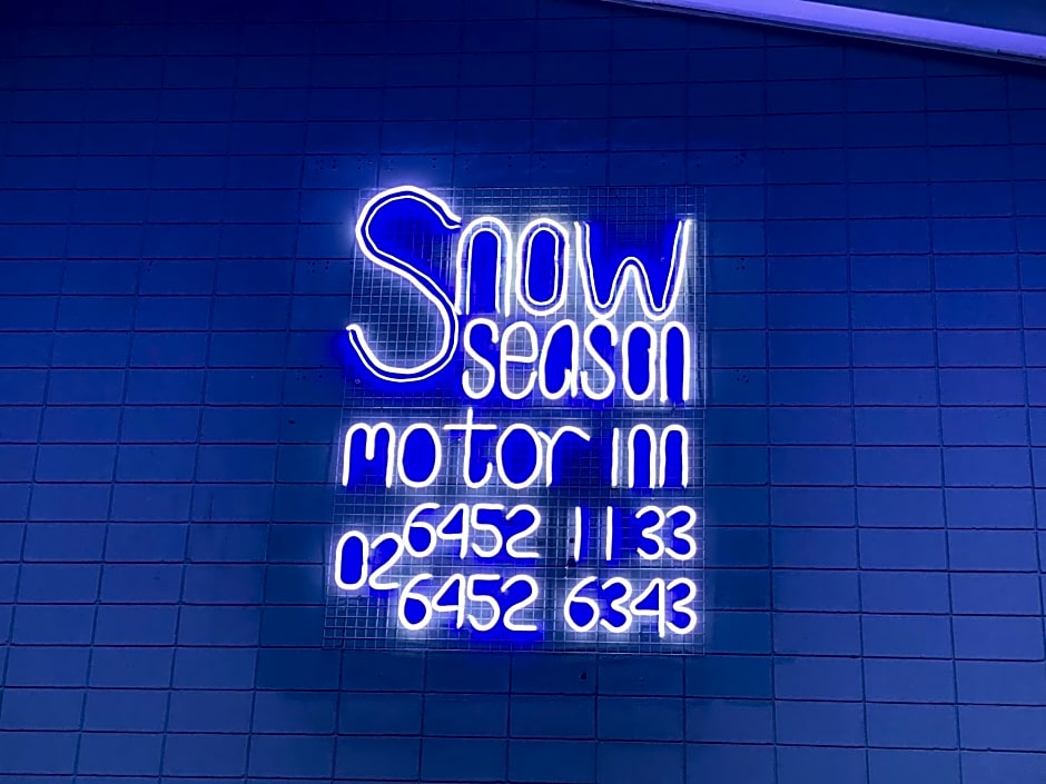 Snow Season Motor Inn