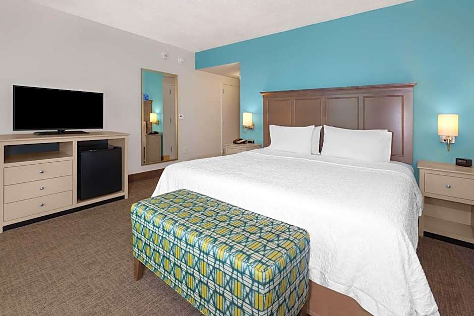 Hampton Inn & Suites by Hilton Carolina Beach Oceanfront