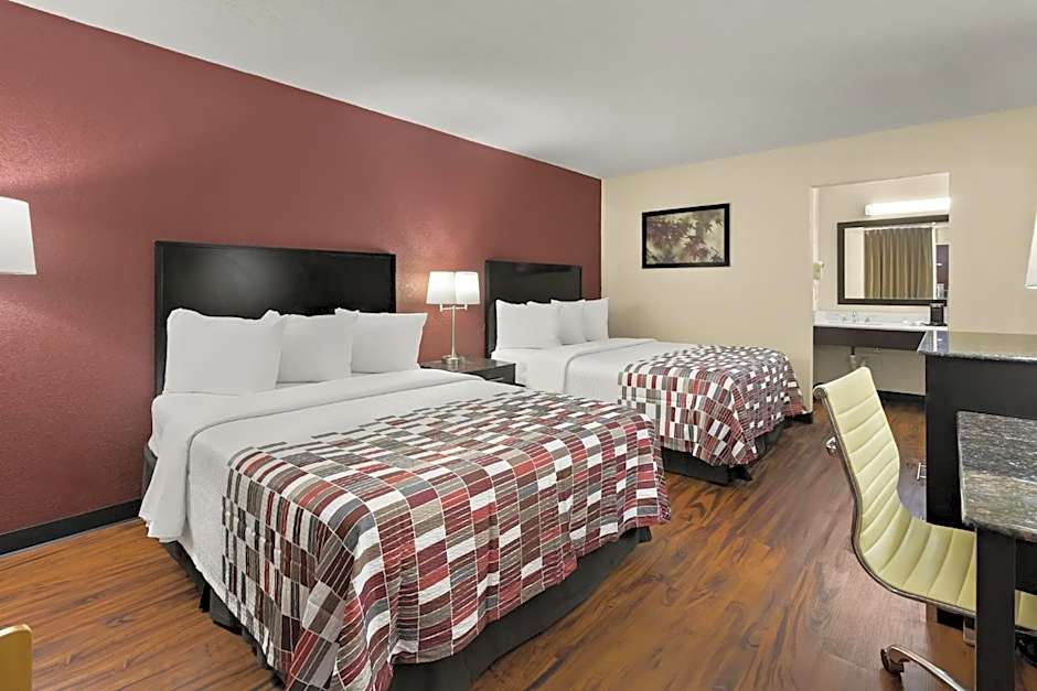 Red Roof Inn & Suites Cave City