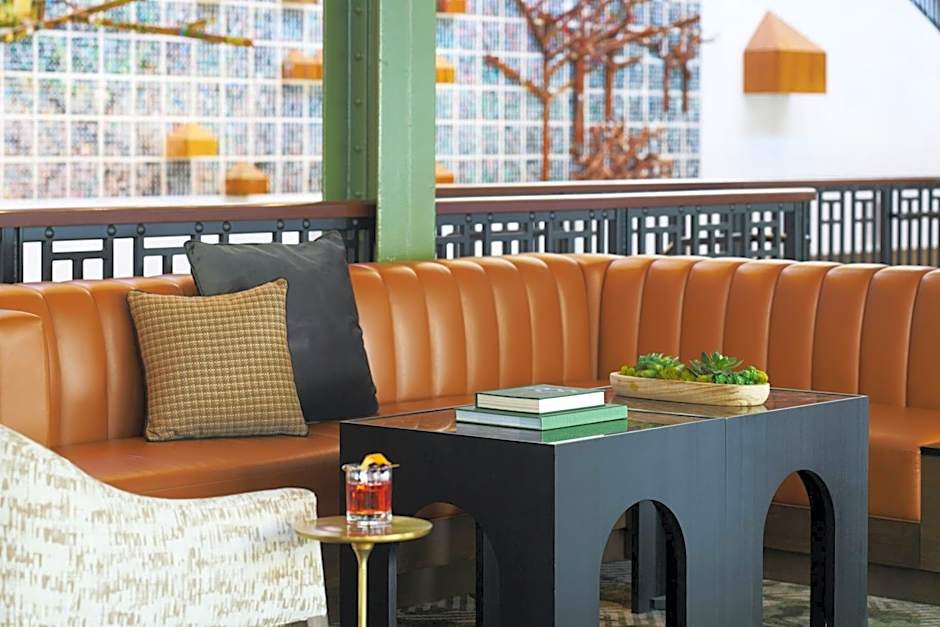 Sheraton Grand Sacramento Hotel