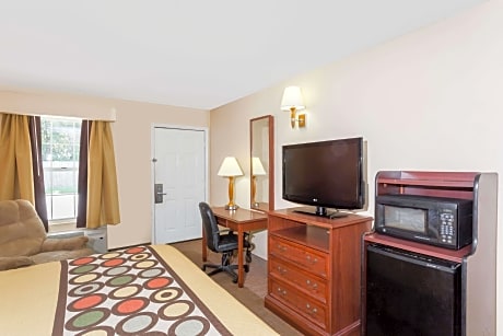 1 King Bed Mobility Accessible Room Non-Smoking