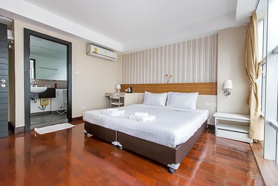 Snooze Hotel Thonglor Bangkok