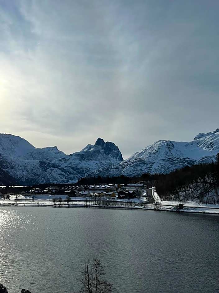 Frichs Ekspress Åndalsnes