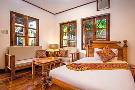 Villa Ang Thong