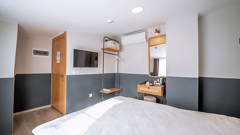 Urla 1867 Hotel