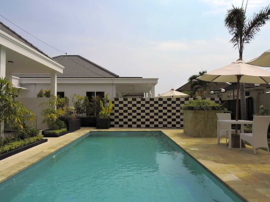Kartika Villas