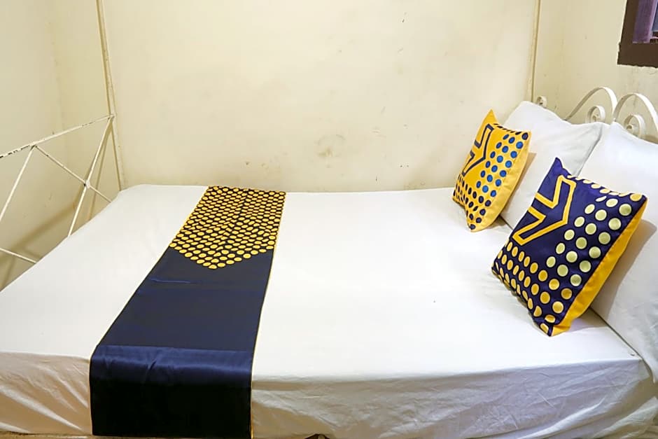 Hotel O Holy HomestayNearWisata Kopi Desa Tamansari