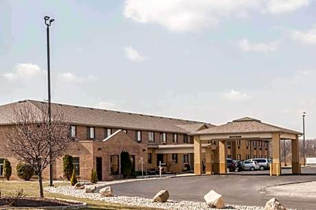 Quality Inn Defiance