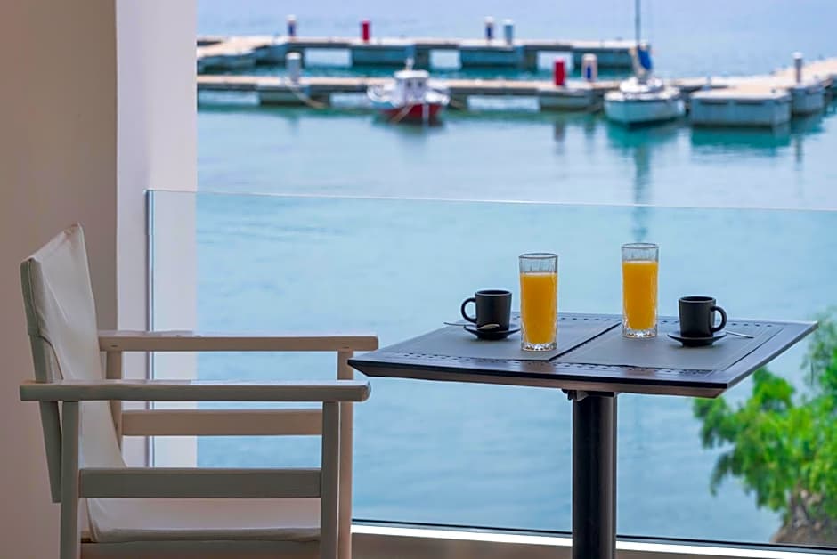 Alidian bay Suites Leros
