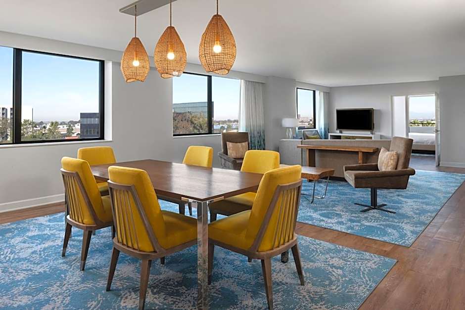 Renaissance Newport Beach Hotel