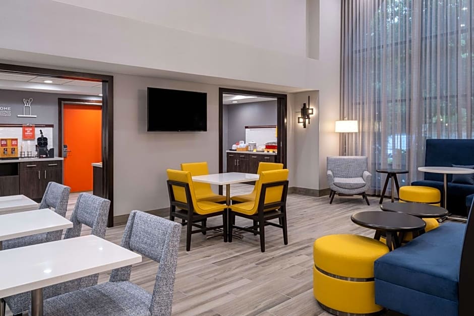 Hampton Inn By Hilton & Suites Agoura Hills