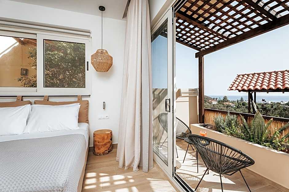 Paralos The Maxine Adults Only