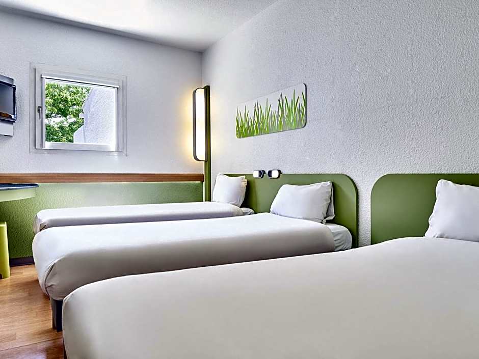 Ibis Budget Versailles Coignieres