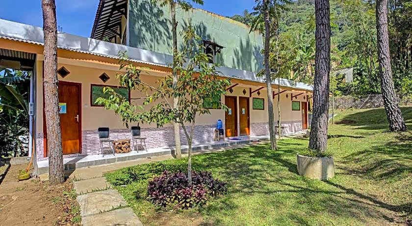 Hotel O Villa Inn App Trawas Bintaro Syariah