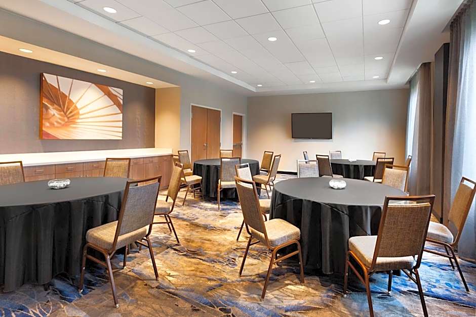 Fairfield Inn & Suites by Marriott Boulder Longmont