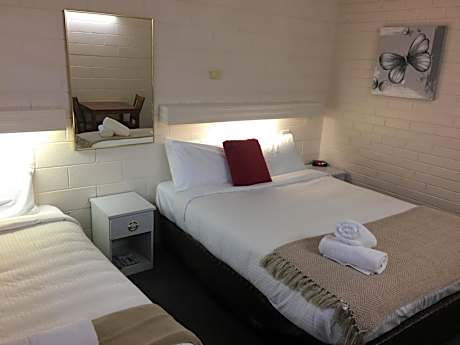 Triple Room (4 adults)