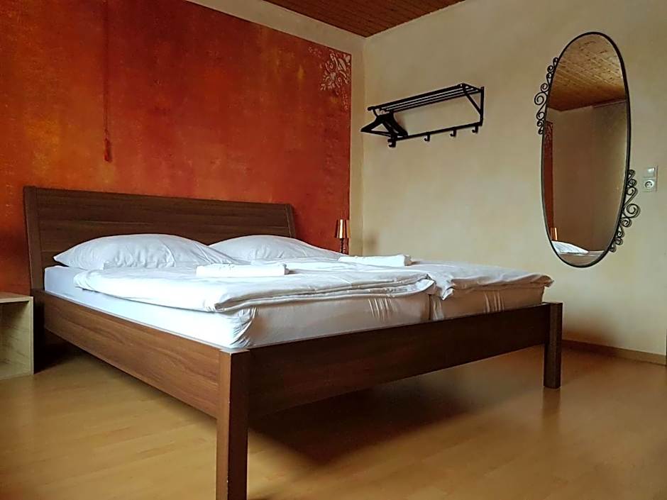 Pastis - Staffless with Self Check-In