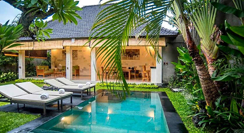 Sandi Agung Villa