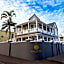 Luxe Suites Boutique Hotel