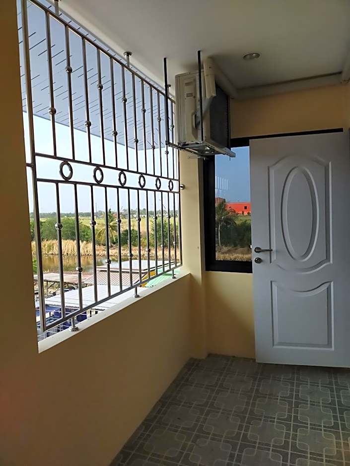 SRS3 STUDIO APARTMENT