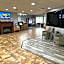 Greenlight Inn & Suites St James