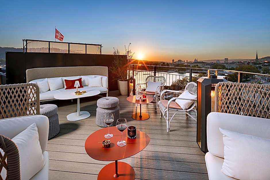 Small Luxury Hotel Ambassador a l'Opera