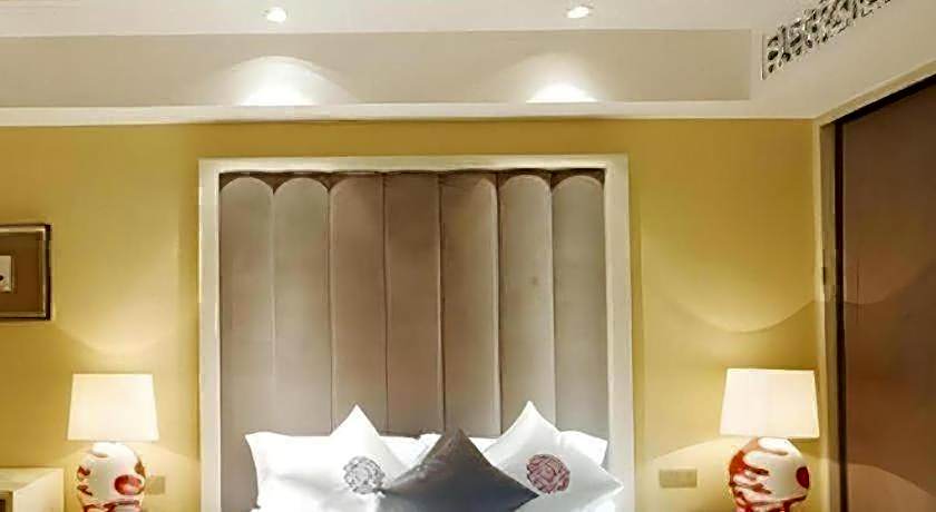 Yihe Grand Hotel
