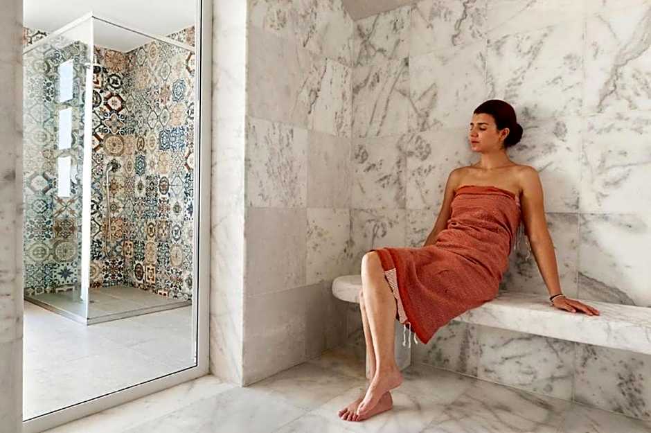 Christou Estate & Villas