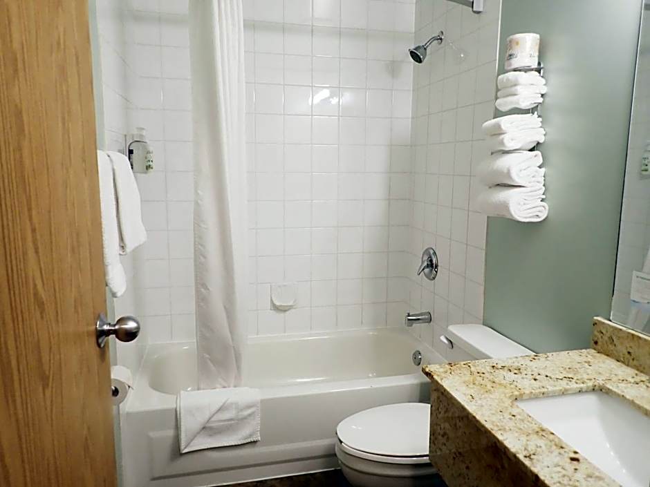 Days Inn by Wyndham Taber