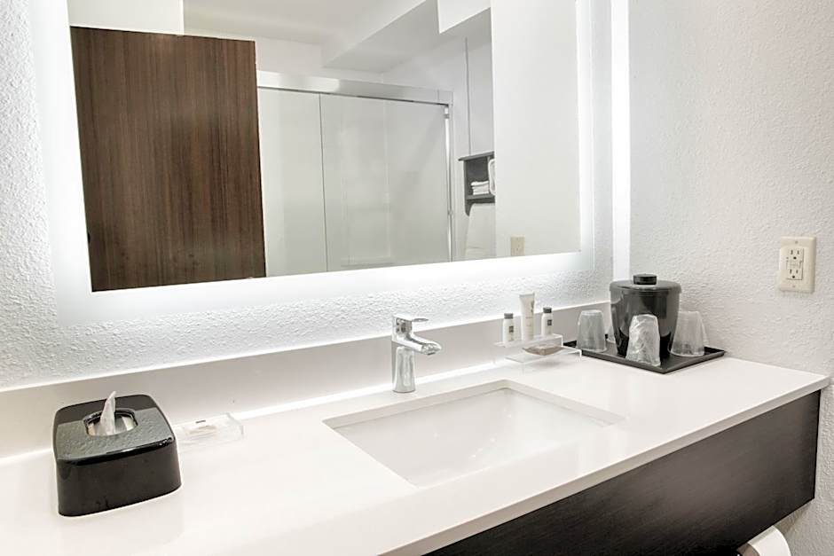 Country Inn & Suites by Radisson, Columbus West, OH