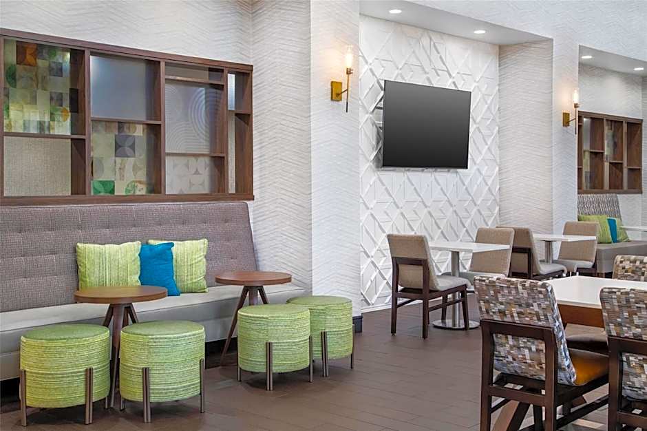 Hampton Inn By Hilton & Suites Dallas-Arlington North-Entertainment Dist.