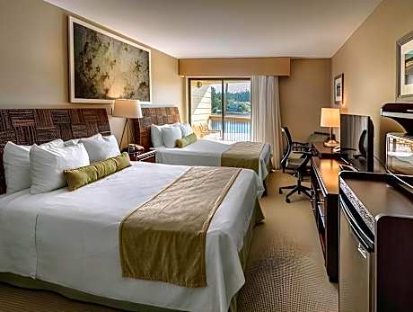 Balcony Queen Bed