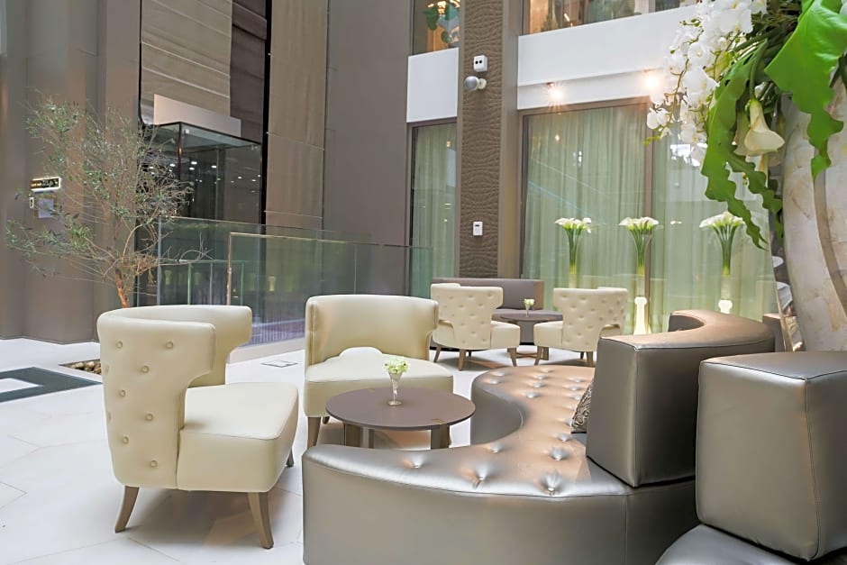 The Legacy Luxury Hotel
