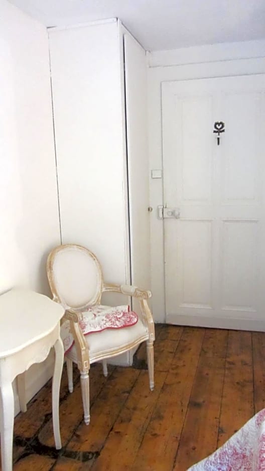 Villa le Lac - Cottage au bord du Lac d' Annecy - chambres -