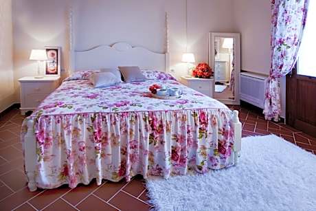 Large Two-Bedroom Apartment