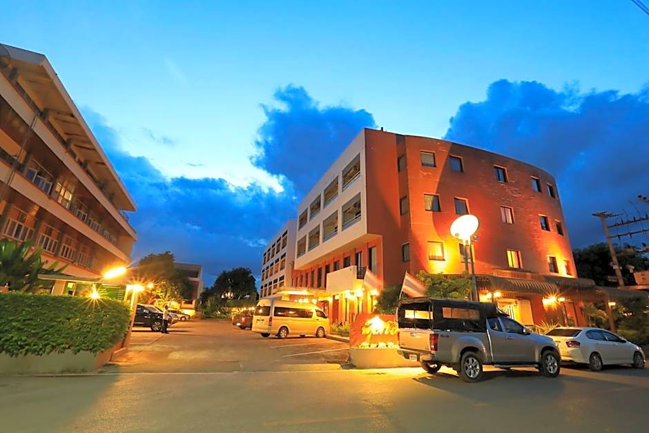 Pin Hotel